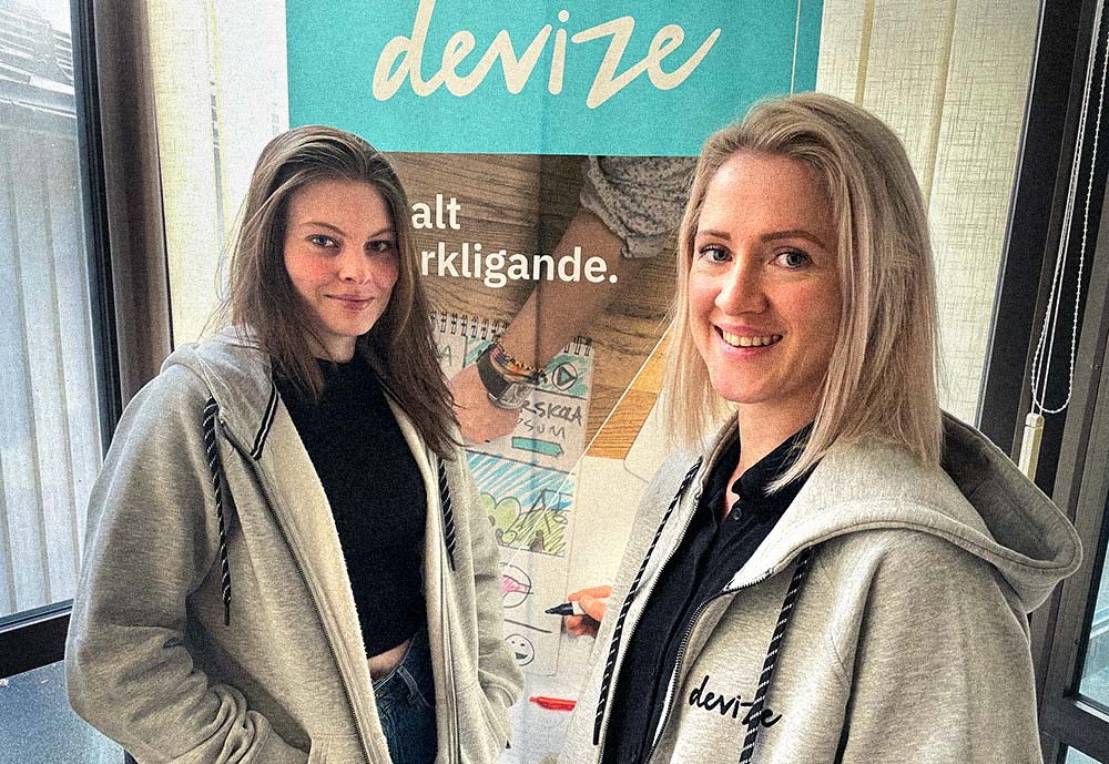 Alice och LeeAnne från Devize på event på Mittuniversitetet
